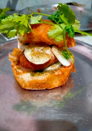 बर्गर (Burger recipe in Hindi) रेसिपी मुख्य फोटो