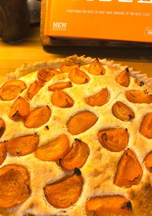 A picture of Apricot & almond frangipane tart.