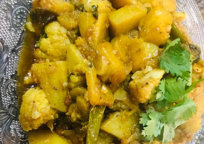 Simple Way to Make Homemade Aloo Gobhi ki Sbzi