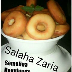 A picture of Semolina Doughnuts.