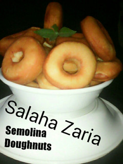 A picture of Semolina Doughnuts.