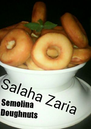 A picture of Semolina Doughnuts.