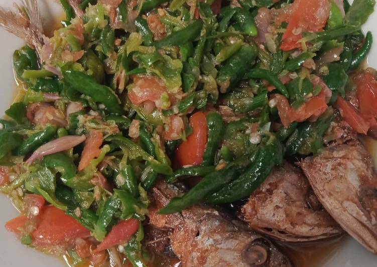 Cara Gampang meracik Sambal ijo asin peda, Bikin Ngiler