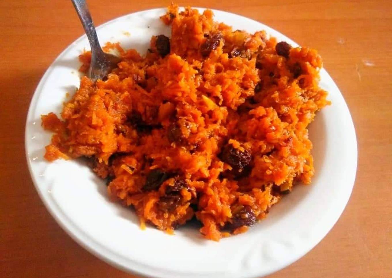 Microwave carrot halwa