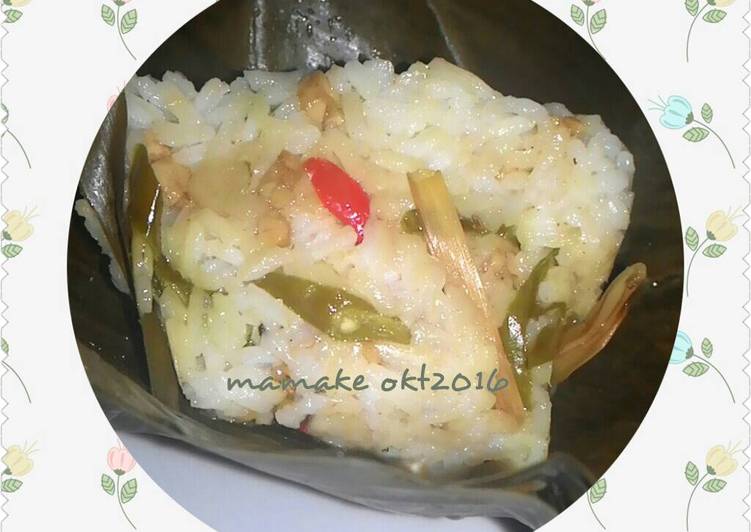 Pepes nasi teri cabe ijo
