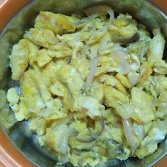 A picture of Scrambled eggs.