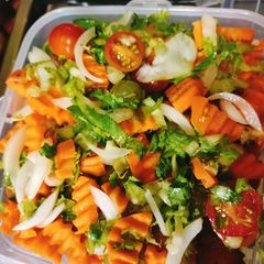 A picture of Fruits and vegetable salad 🥗.