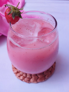 Foto resep Strawberry Smoothie With Oatmeal