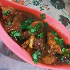 A picture of Laal maas.