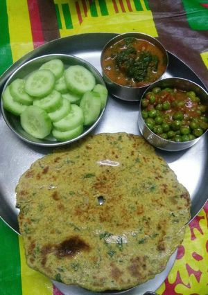 A picture of Matar ki sabji palak ki sabji cucumber.