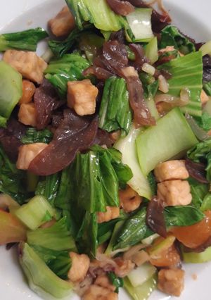 Foto resep Tumis pokchoy, tempe, jamur kuping