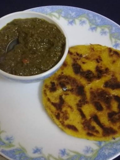 मक्की की रोटी (makki ki roti recipe in Hindi) रेसिपी मुख्य फोटो