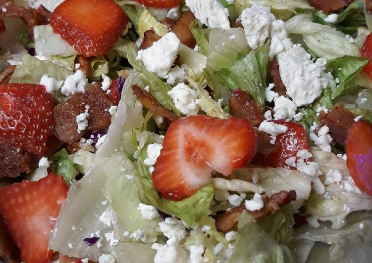 Easy Way to Cook Appetizing Strawberry Bacon Blue Salad