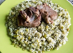 صورة لوصفة تمن باقلاء (رز بالفول الاخضر والشبنت)