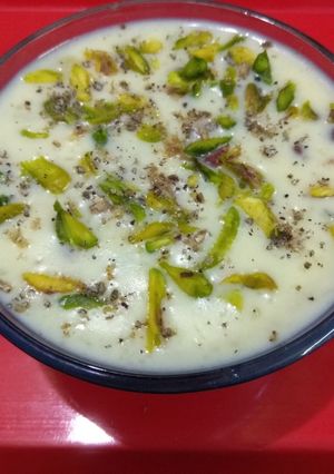 A picture of Kesar, pista kheer.