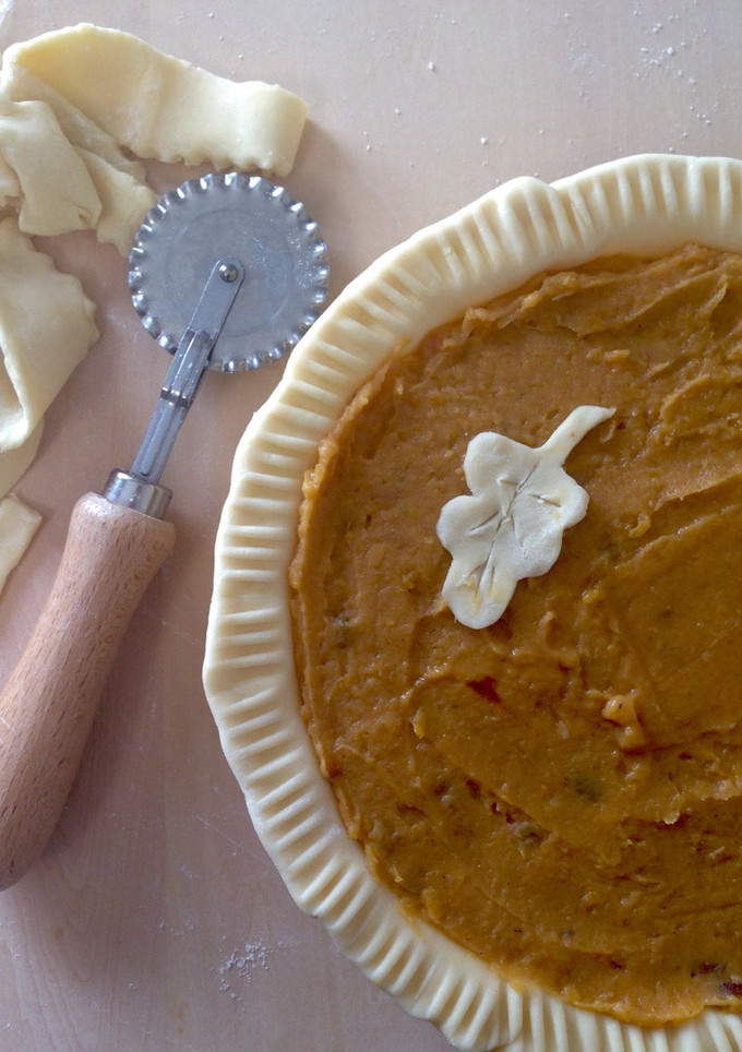 A picture of Basic 3-2-1 Pie Dough.
