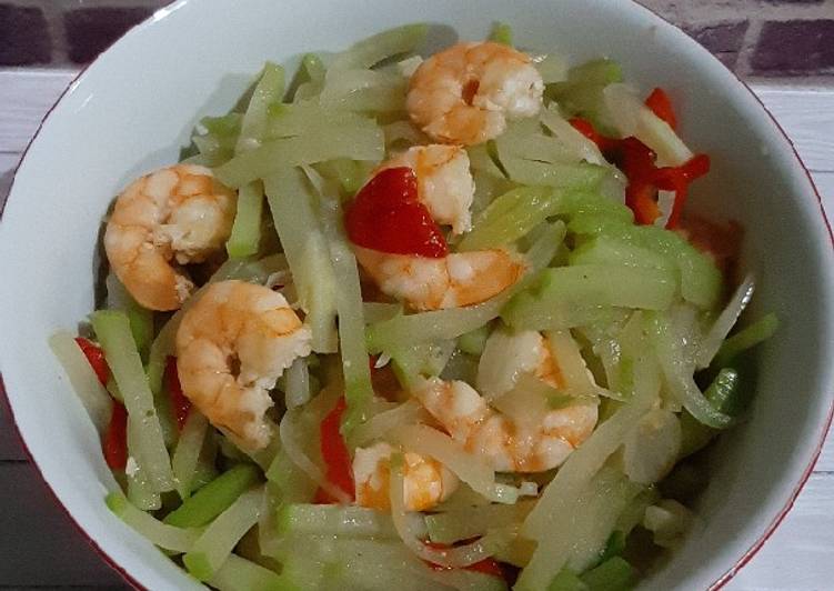Langkah Mudah untuk Menyiapkan Tumis Labu Udang, Enak