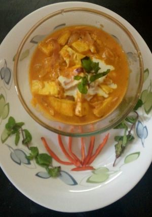 A picture of Paneer butter masala.