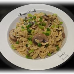 A picture of 🍄🍜🥒Mushroom & Peas Orzotto🍄🍜🥒.