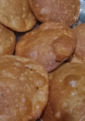 खस्ता कचौड़ी (khasta kachori recipe in Hindi) रेसिपी मुख्य फोटो