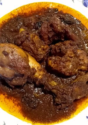 গোলবাড়ি স্টাইলে চিকেন কষা (Golbari chicken kosha recipe in Bengali) রেসিপির প্রধান ছবি