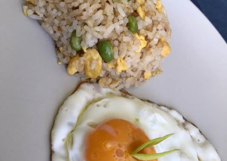 Resep: Makan di DimeNasgor Edamame mata sapi