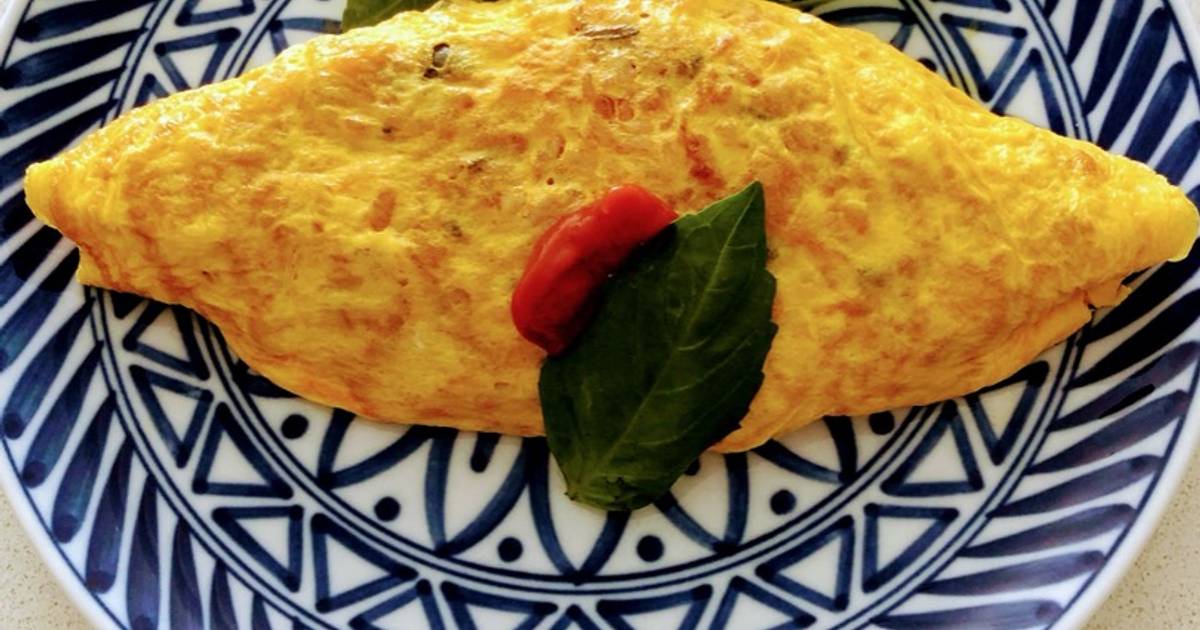 Omu rice (Japanese style Rice omelette) Recipe by Eiko - Cookpad