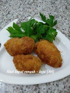 Foto resep Nasi Kepal Renyah - Keju