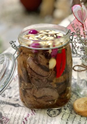 Hình của món Bắp Bò Ngâm Mắm Chua Ngọt.
