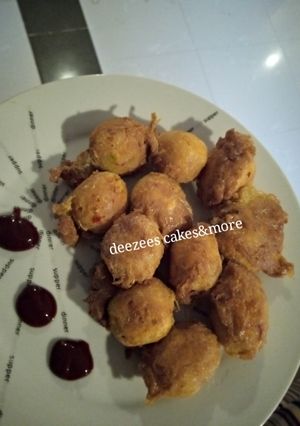 A picture of Yam balls.