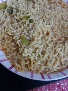 صورة لوصفة اندومي على طريقة شذى