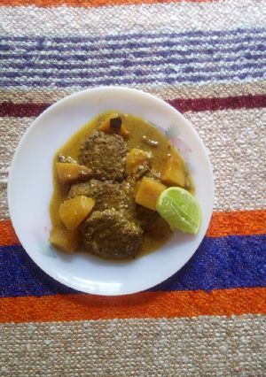 মোচার কাবাব কারী (Mochar kabab curry recipe in Bengali) রেসিপির প্রধান ছবি