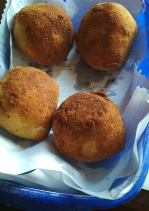 Una foto de Bombas de papa y carne