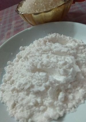 A picture of Homemade icing sugar or confectioner's sugar.