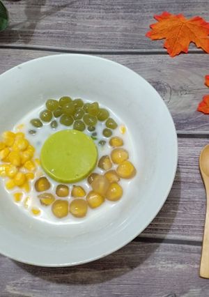 Hình của món Chè bơ - trân châu -ngô ngọt.