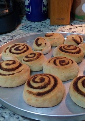 Una foto de Rolles de canela sencillos