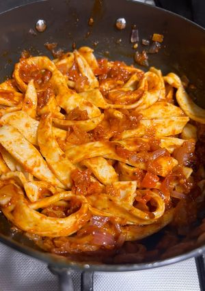 A picture of Fettuccine pasta masala.