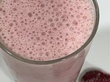 عصير فراولة بالحليب 🍓