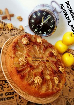 عکسی از دستور کیک آپسایدداون سیب بدون فر 🌸
