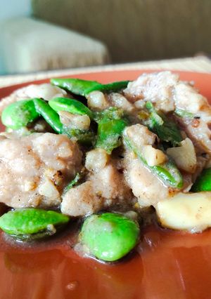 รูปของ หมูนุ่ม ผัดกะปิสะตอ