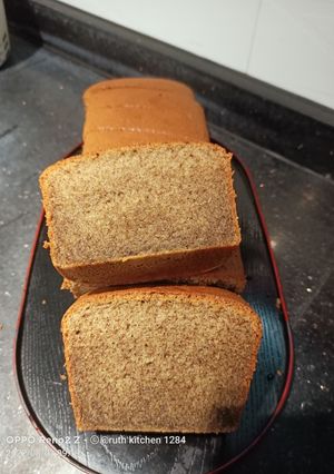 A picture of Black glutinous cake.