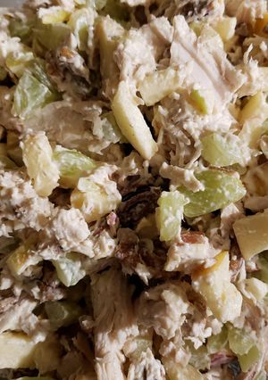A picture of Tricia's Roasted Chicken Salad.