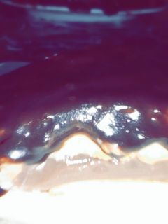 صورة لوصفة تحلية رائعة بمذاق الكراميل والقهوة والشوكولاته 😋🍫👍