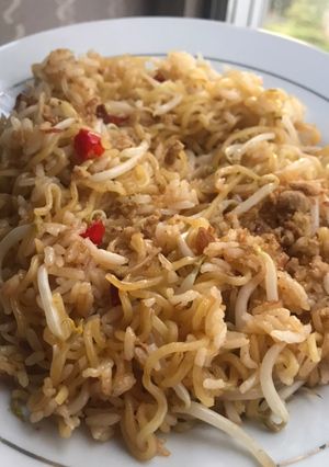 Foto resep Nasi Mawut Tauge (Nasi sisa semalam + Mie instan) 😁