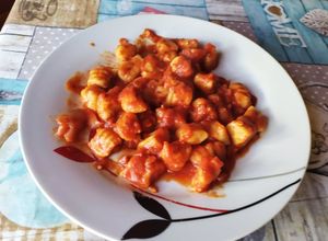Una foto de Ñoquis Bisiestos  de queso con salsa liviana (opcional)
