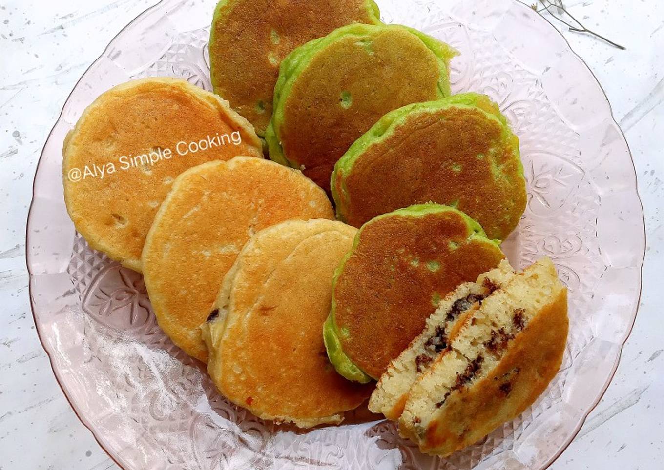 Kue Khamir Pisang Kelapa Teflon
