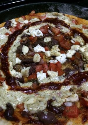 صورة لوصفة بيتزا بصوص الباربيكيو البيتي