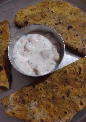 લેફ્ટઓવર દાળ ભાત ના થેપલા (Leftover Dal Rice Thepla Recipe In Gujarati) રેસીપી મુખ્ય ફોટો