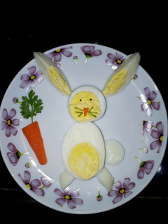 A picture of Simple boiled egg.