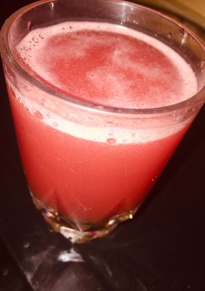A picture of Melon drink 🍉.